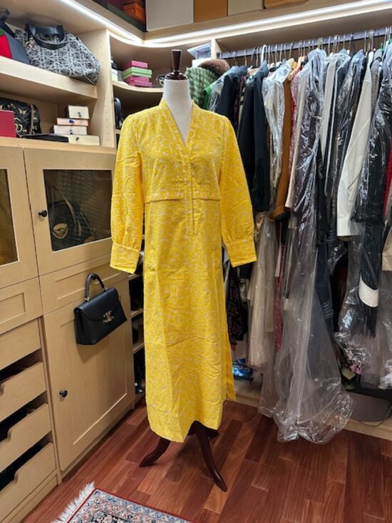 Tuckernuck Dresses & Skirts - Tuckernuck Long Sleeve Size M Yellow Midi Dress
